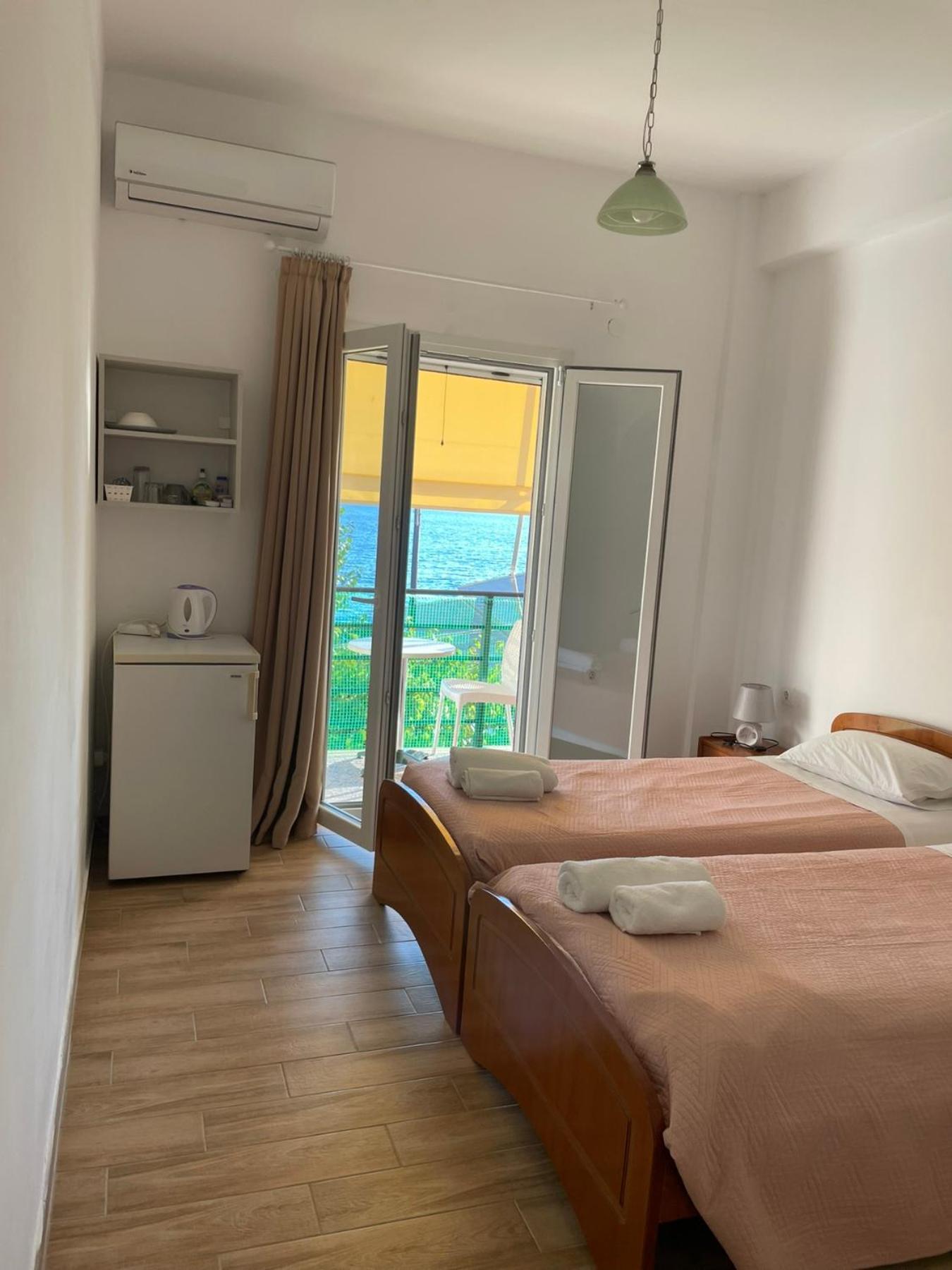 Nafsika Apartments Agios Georgios Pagon Eksteriør bilde